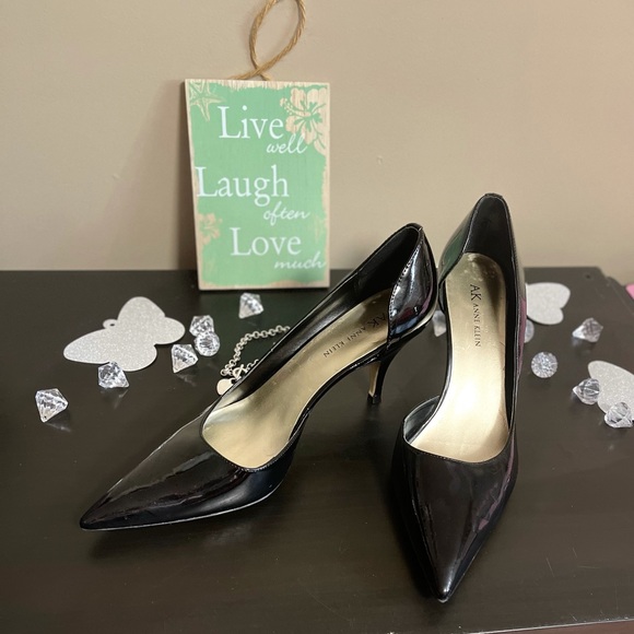 Anne Klein Used heels - Picture 2 of 5